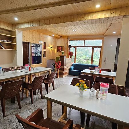 מקלוד גאנג' Green View Hotel And Restaurant מראה חיצוני תמונה