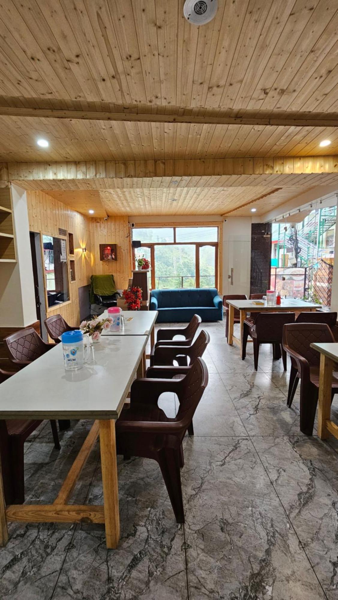מקלוד גאנג' Green View Hotel And Restaurant מראה חיצוני תמונה