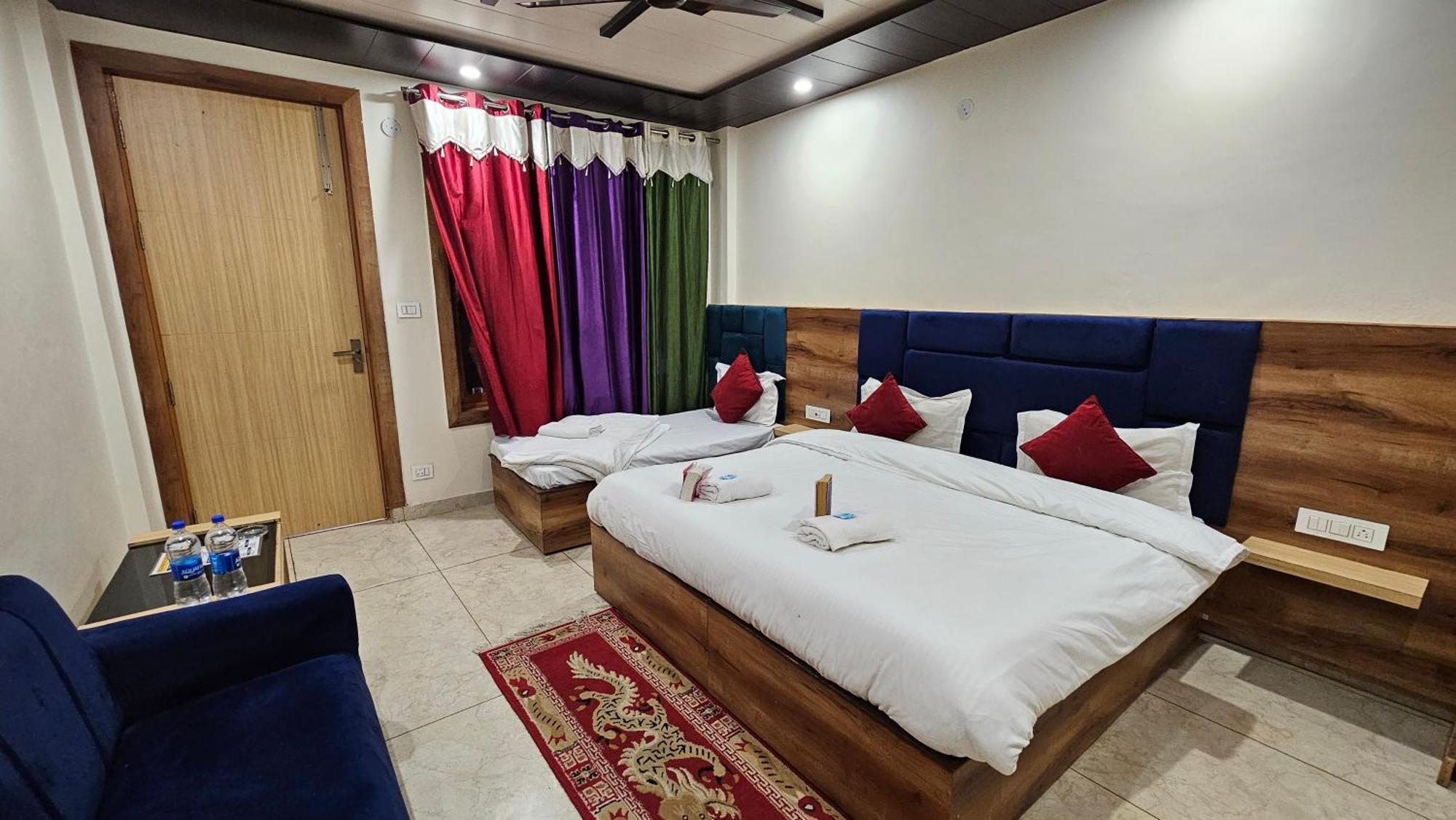 מקלוד גאנג' Green View Hotel And Restaurant מראה חיצוני תמונה