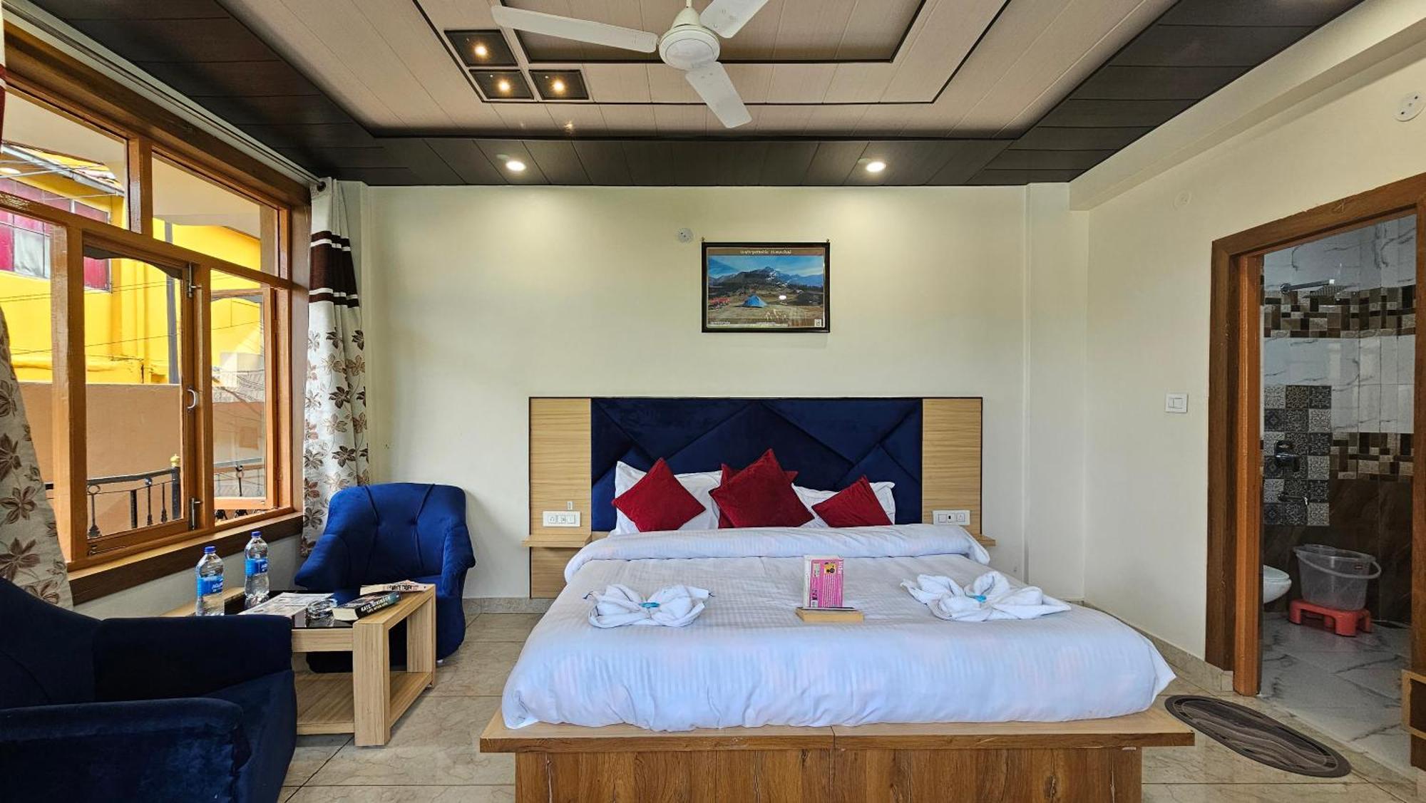 מקלוד גאנג' Green View Hotel And Restaurant מראה חיצוני תמונה